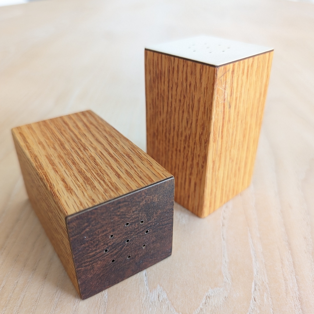 🌱MCM Wooden Salt & Pepper Shakers